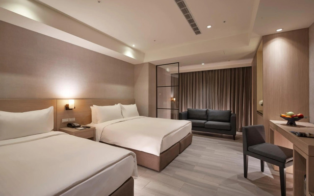 Grand Bay Resort