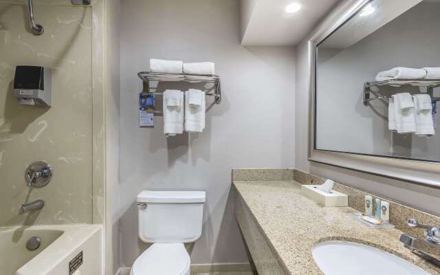 Quality Inn & Suites Stuttgart North