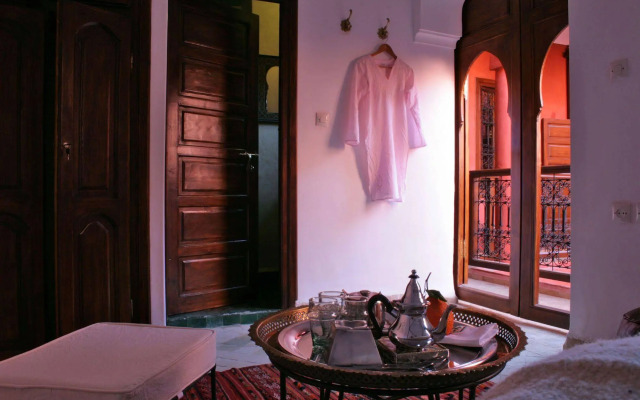 Riad Honey