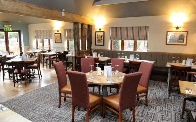 The White Hart by Green King Inns