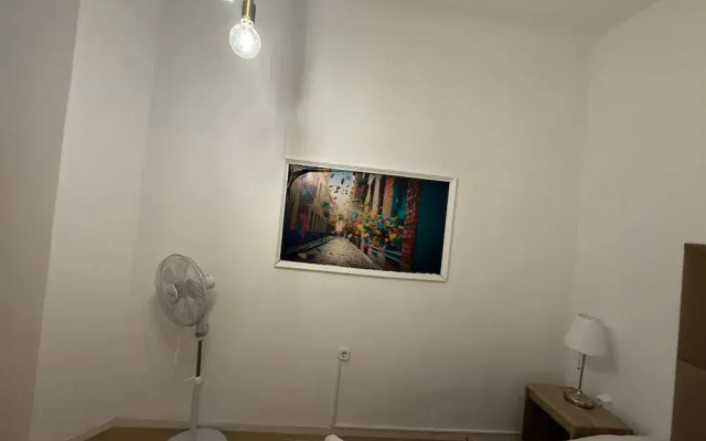 Smart 2BR Apt Close to Westbahnhof