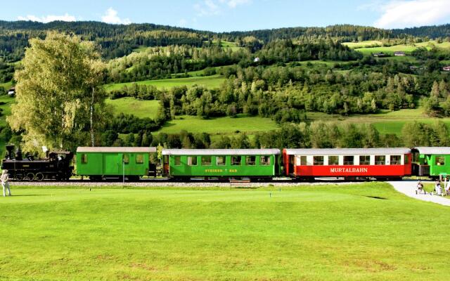 Chalet in Sankt Georgen on Ski Slopes