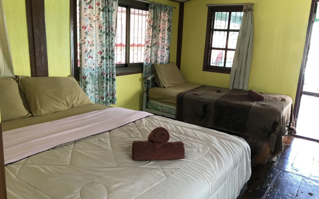 Rimtalay Resort Koh Si Chang