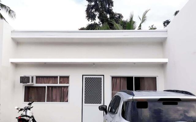 2-bedroom next-door apartments are available, each good for 12 guests, just 3km or 3min ride to Pico de Loro Cove (we provide guest endorsement good for 1 week!) & to Calayo Cove & to Papaya Cove beaches & boat-tour