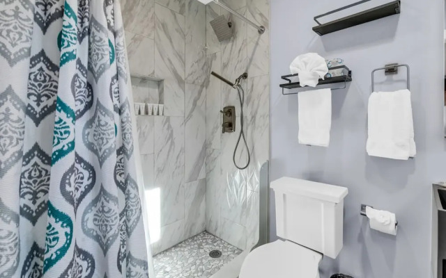 Luxury 3BR House in Charlotte