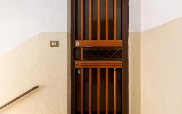 Classic Style Apartment by Wonderful Italy