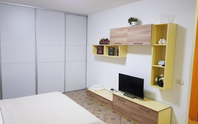Aparthomes Fundeni