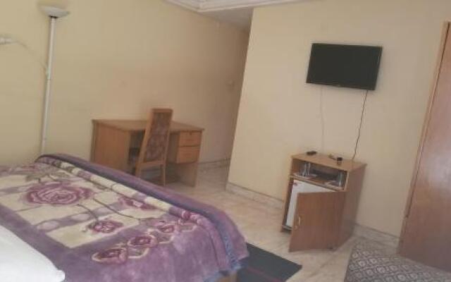 Residence J Hotel