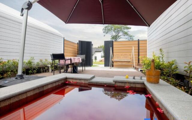 Yanling Bloom Hot Spring Hotel