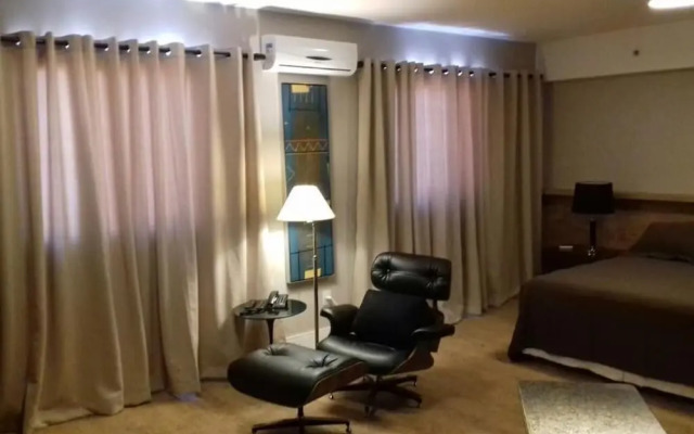 Saint James Palace Hotel
