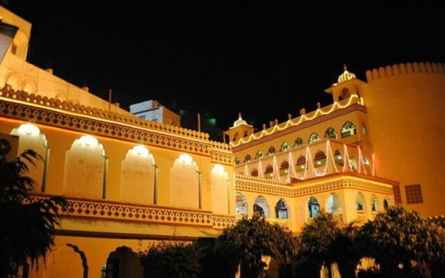 Hotel Fort Chandragupt Jaipur