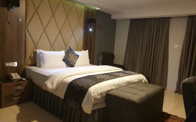 De Castle hotels & Resort Enugu