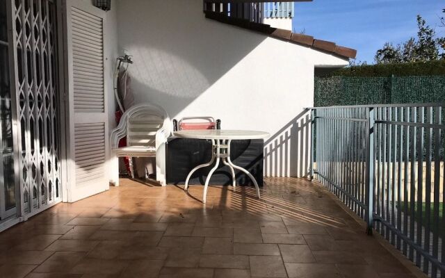 Planta Baja César Martinell con Jardín y Barbacoa - 115B