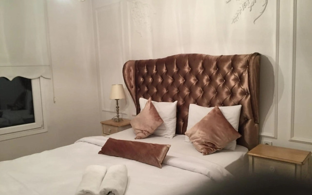The White Swan Suites Beyoglu