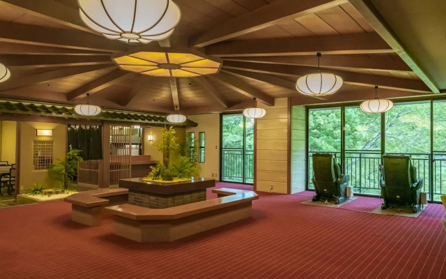 Yamanaka Spa Hanatsubaki