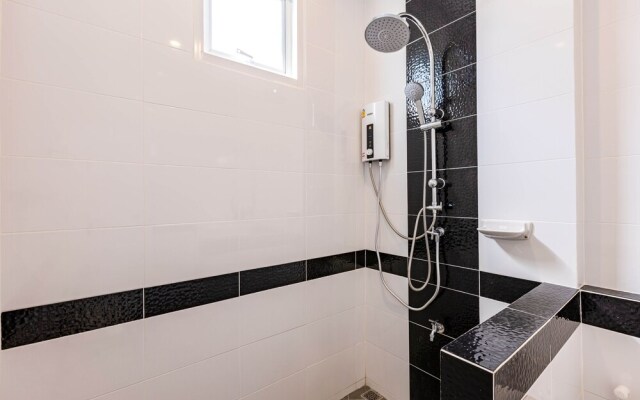 Cozy 3 Bedroom Pool Villa C883