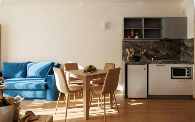 Green Wood Resort Apartments