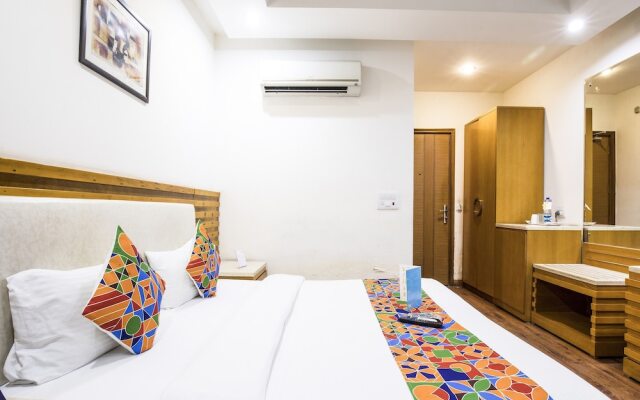 FabHotel GRD DLF Square