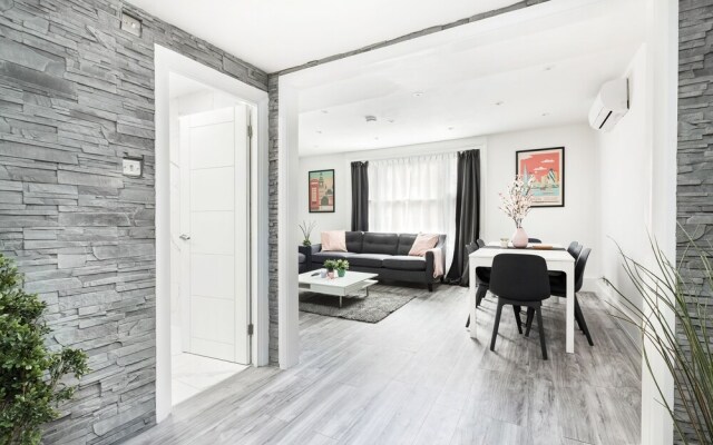 Luxury 3 Bedrooms Apartment in Central London