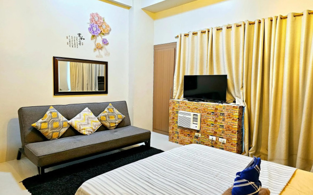 PRS at One Palm Tree Villa near Airport