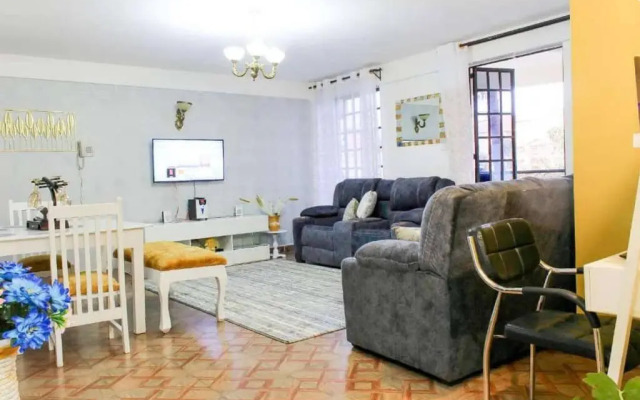 Blissful 2 bedroom fully furnished with parking.