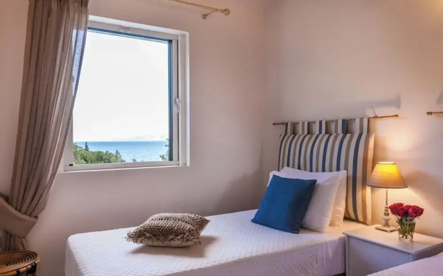 Villas Muscallas by Konnect, 200m from the Beach.