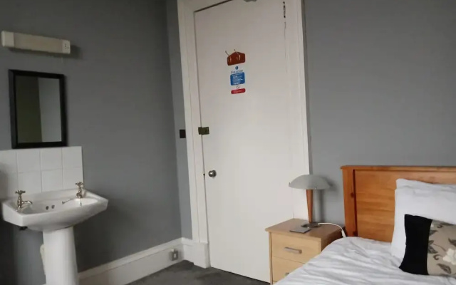 Greenland House B&B