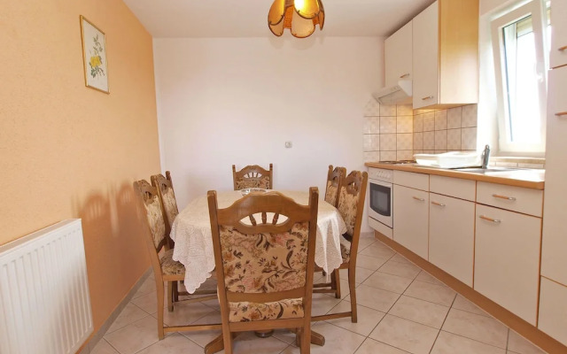 Apartment Denis 19