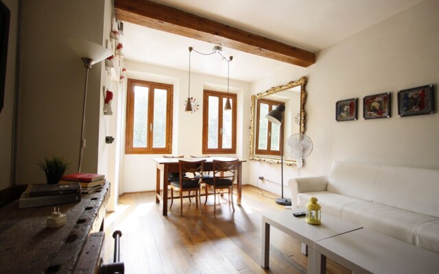 Artistic Flat in Oltrarno Florence