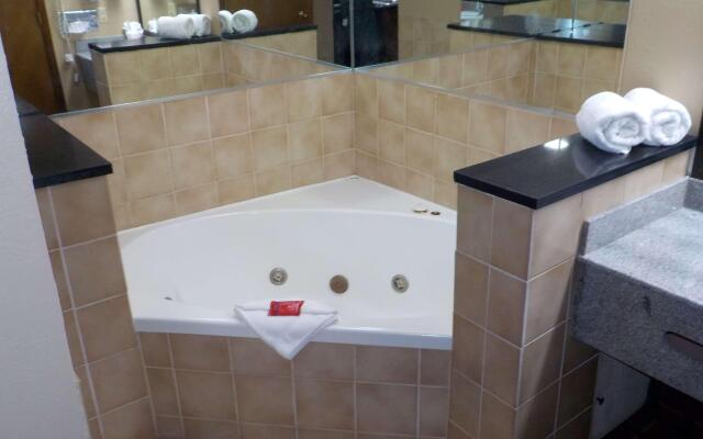 SureStay Hotel by Best Western Lenoir City