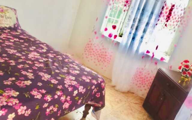 Bamboo Breeze Inn