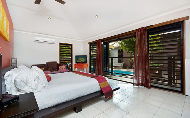 Banyak Villa