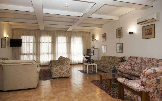 Hotel Oceanic