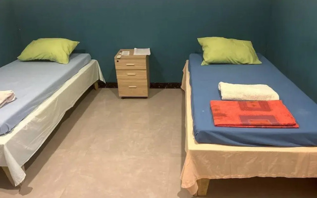 2 Beds Top Vibes Apartment Next to United Nations
