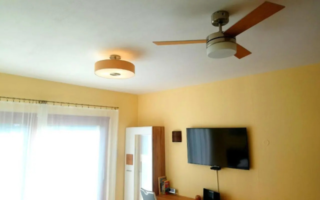 Lovely apartment, Garden, Parking, Wifi, Netflix