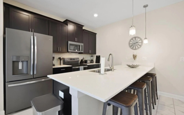 5BR ChampionsGate Town Home