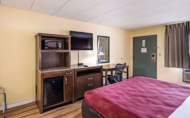 Econo Lodge Kearney - Liberty