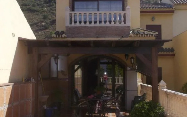 Hostal Monteolivos
