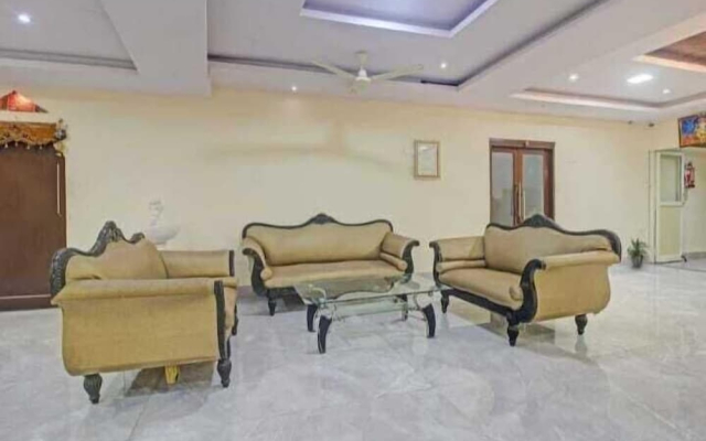 Hotel Maruthi Residency