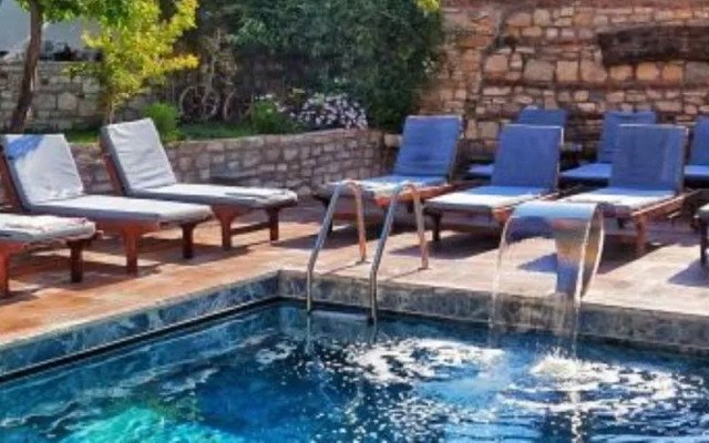 Otel Sezgin Kuşadası