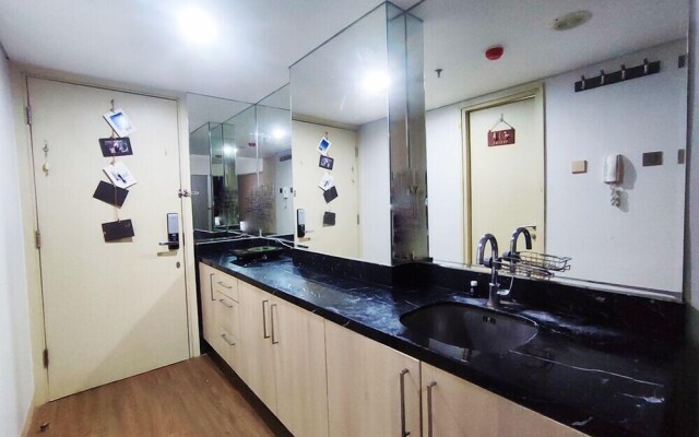 New Furnished Studio Room Apartment At Warhol (W/R) Residences