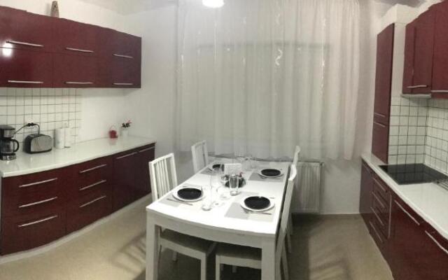 Apartament Toamnei