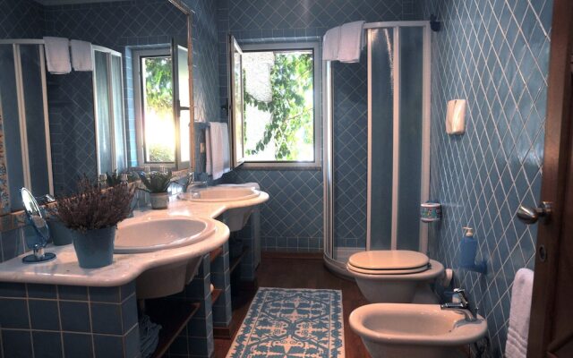 Very Cozy, Comfortable "lanthana" Villa on 2 Floors, Independent