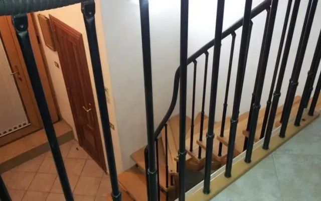 Charming Cozy Two Levels Studio