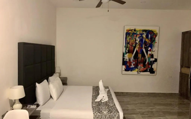 SILVERSANDS Hotel Boutique - 5Th Ave