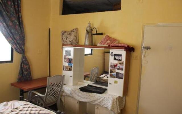 Al-Amir Hostel