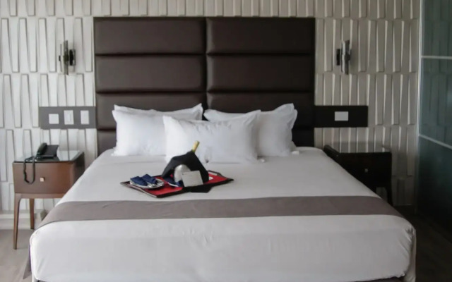 Plaza Paitilla Inn Hotel