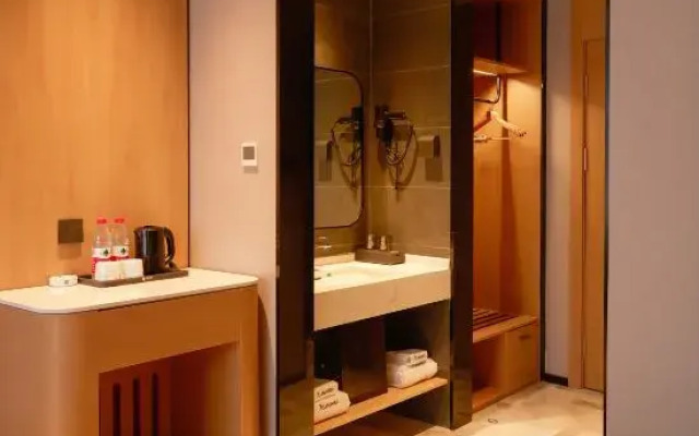 Pinrui Hotel (Tonghua Wanda Plaza)