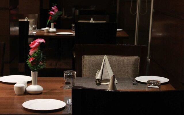 Hotel Golden Leaf Resort