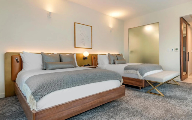 ONE11 Hotel